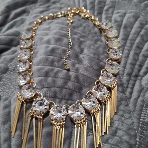 Gold rhinstone necklace
